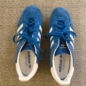 Blue adidas gazelle size 8